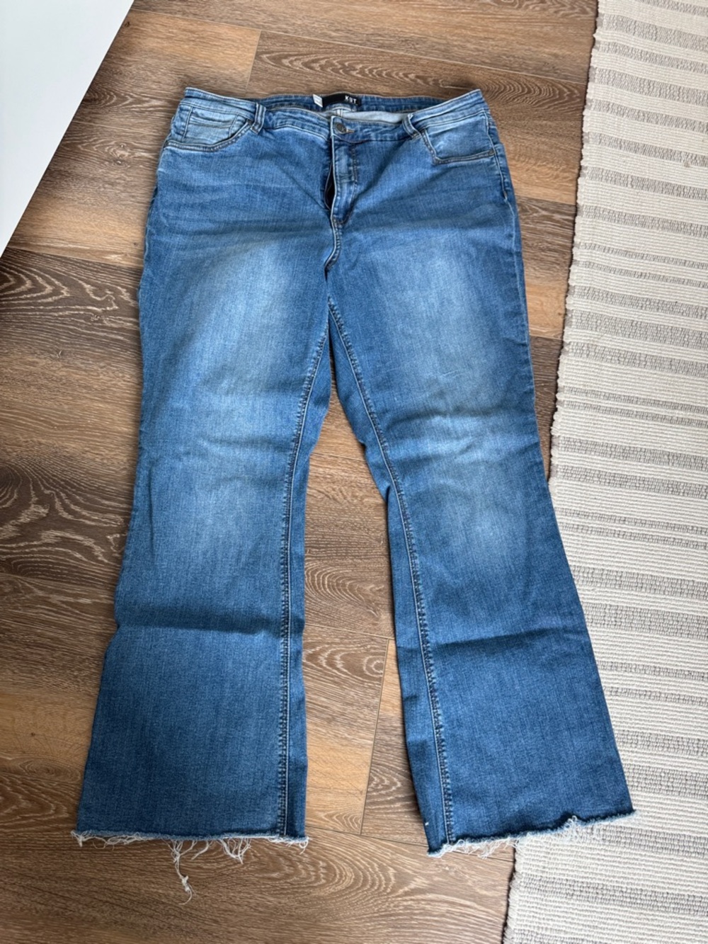 Kut from the Kloth Blue Denim Wide Leg Jeans